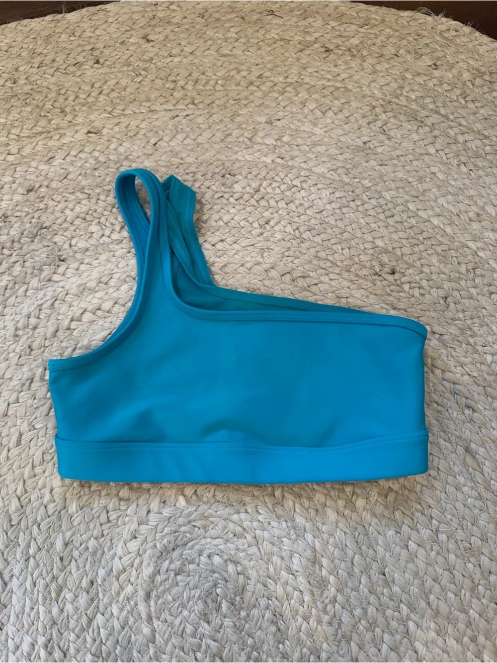 ALO Yoga One-Shoulder Sports Bra in Turquoise